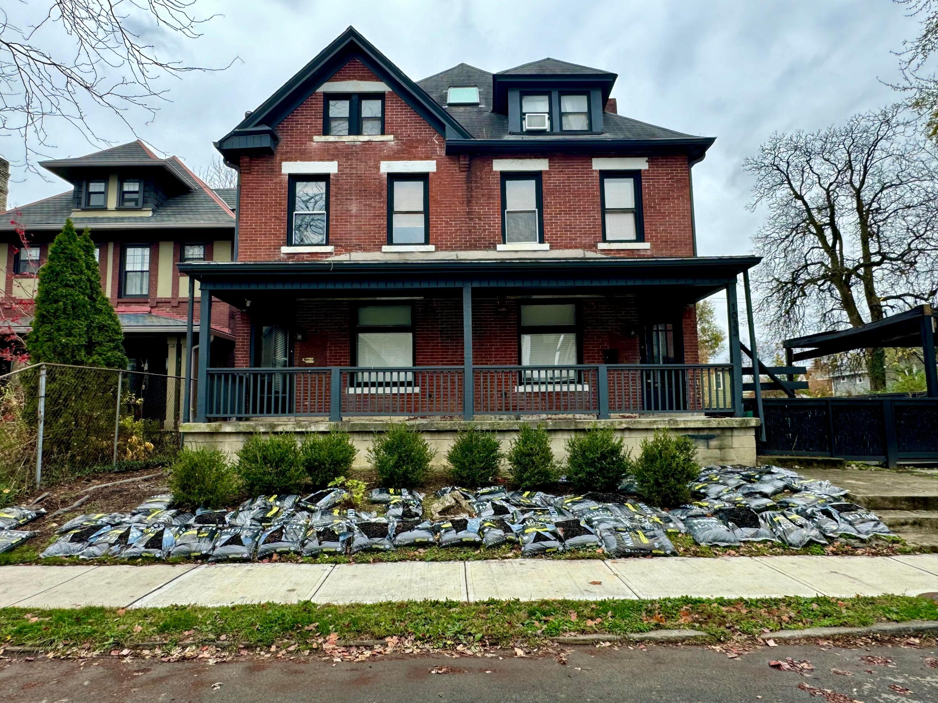 1033 Franklin Avenue Property Photo