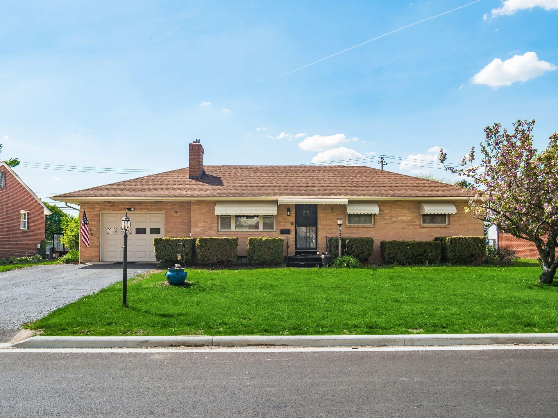 933 Salisbury Road Property Photo 1