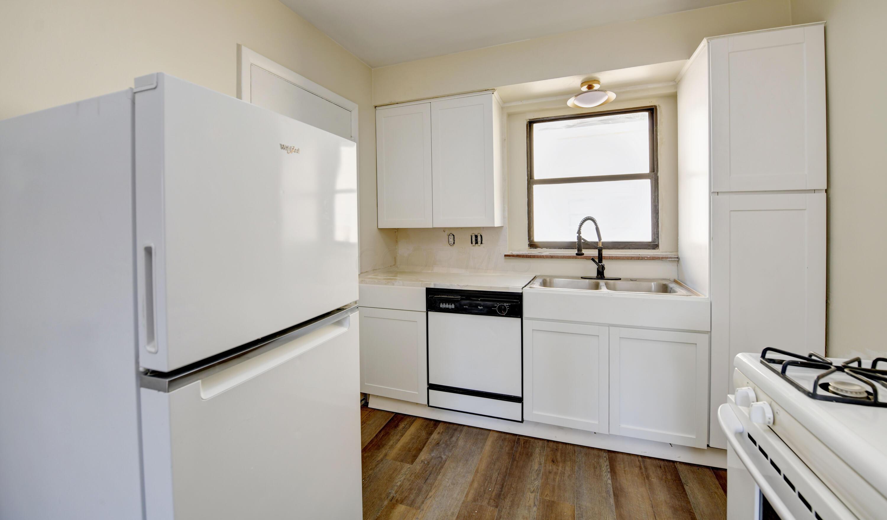 221 Dana Avenue Property Photo 6