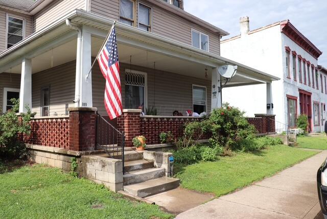389-391 E 2nd Street, 389 Property Photo 1