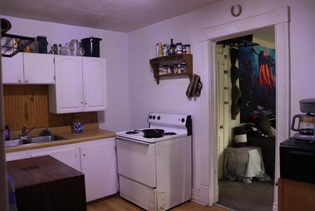 389-391 E 2nd Street, 389 Property Photo 10