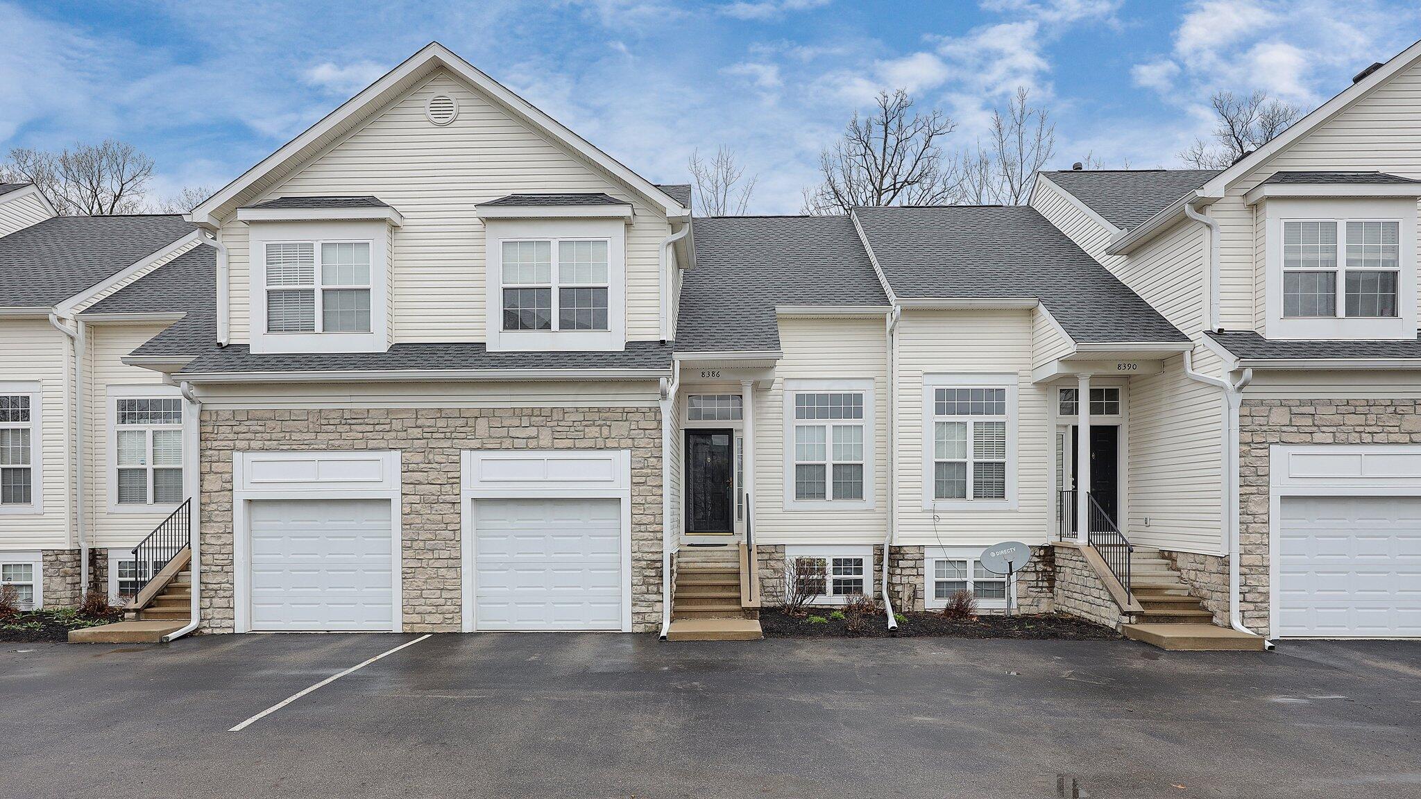 8386 Hickory Overlook Property Photo