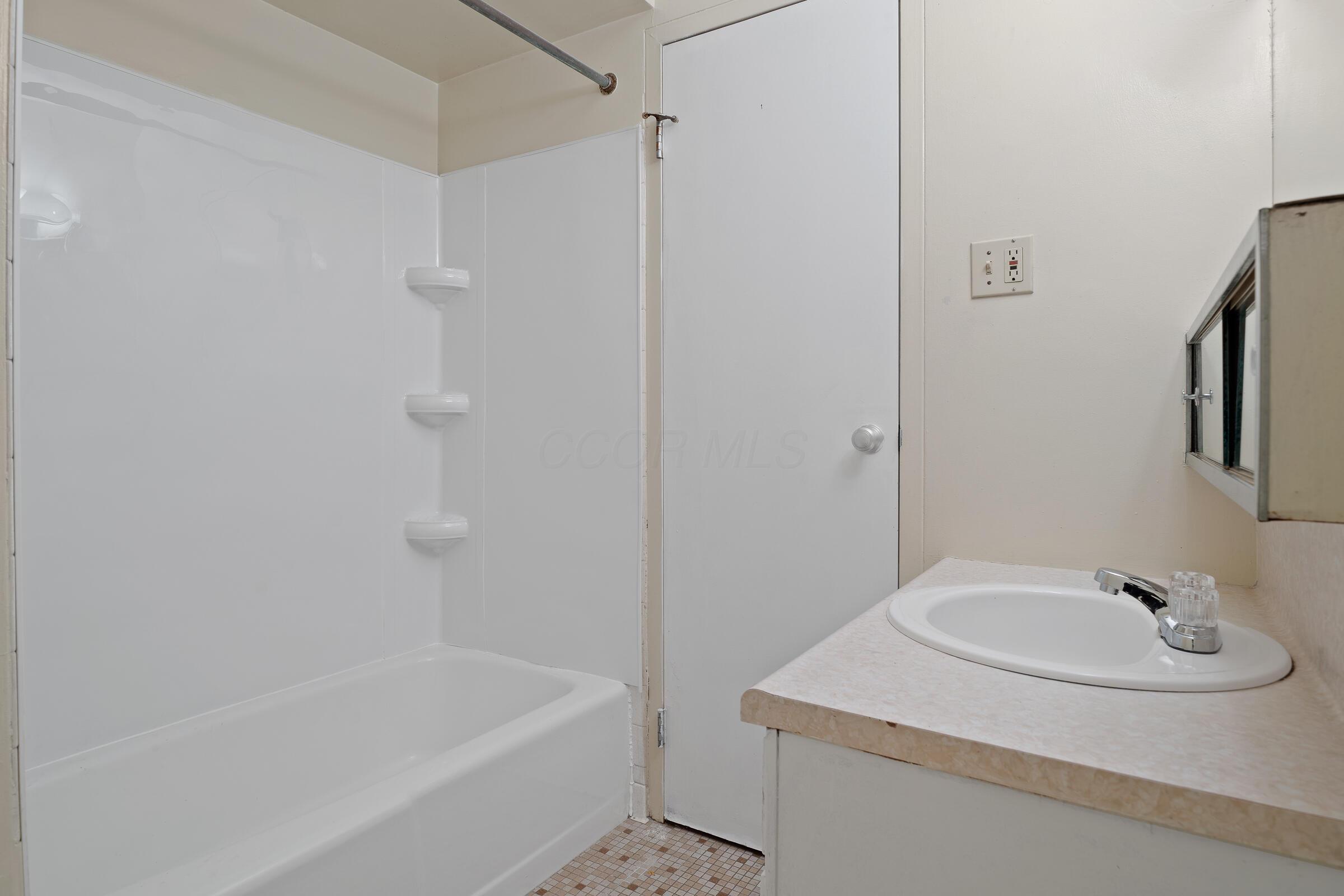 515 Riverview Drive Property Photo 21