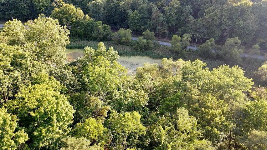 965 Graves Road Property Photo 2