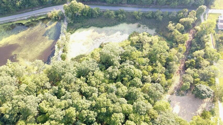 965 Graves Road Property Photo 8