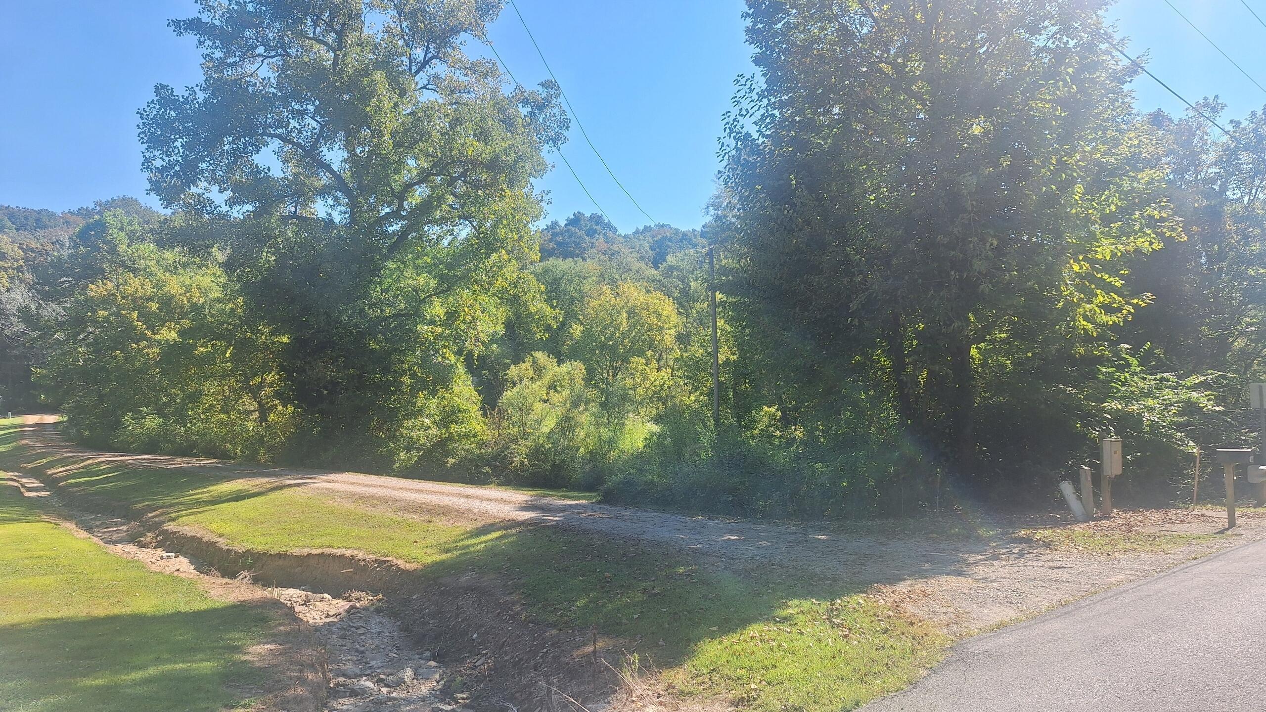 965 Graves Road Property Photo 12