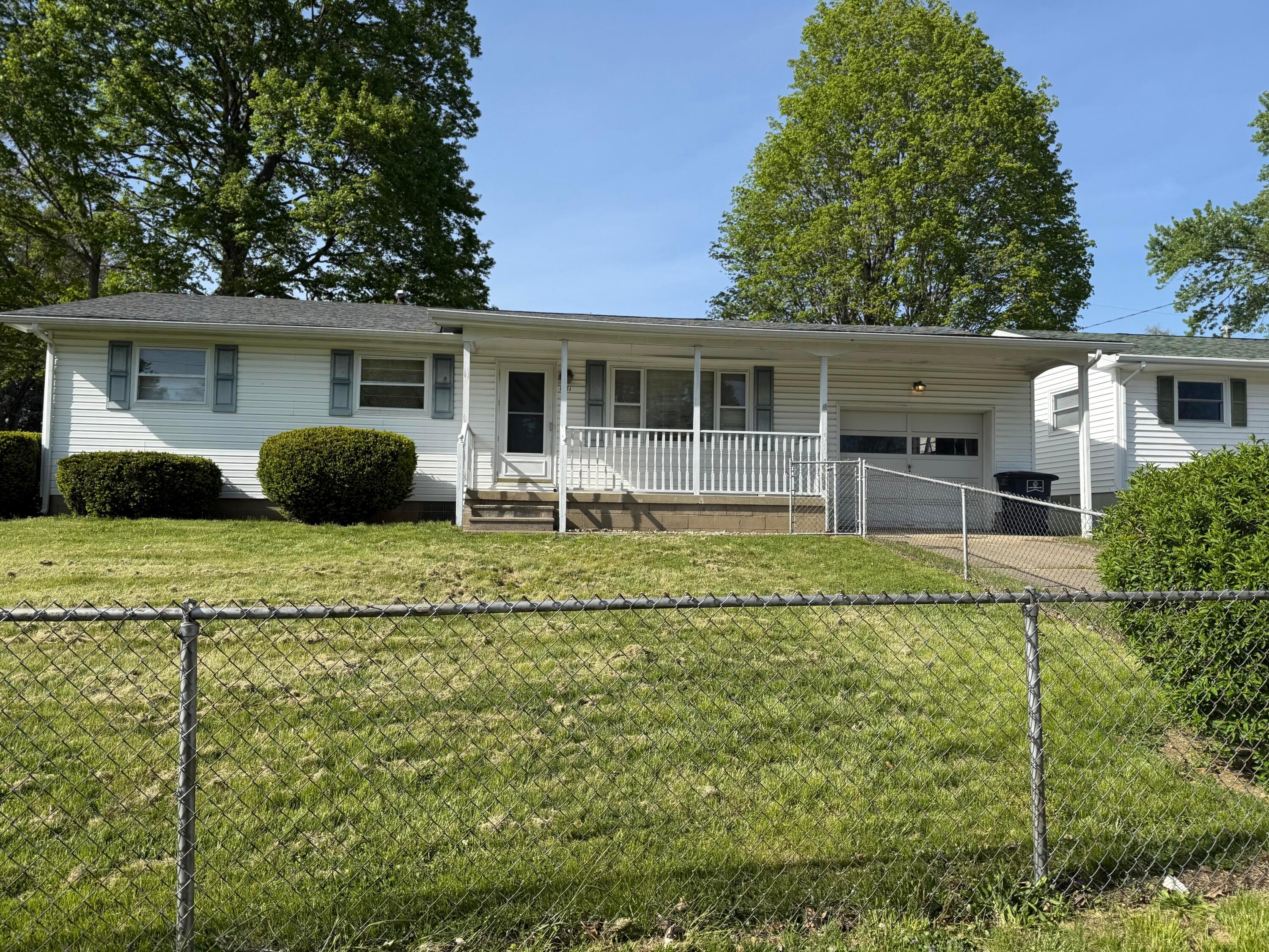 1721 W Union Street Property Photo 1