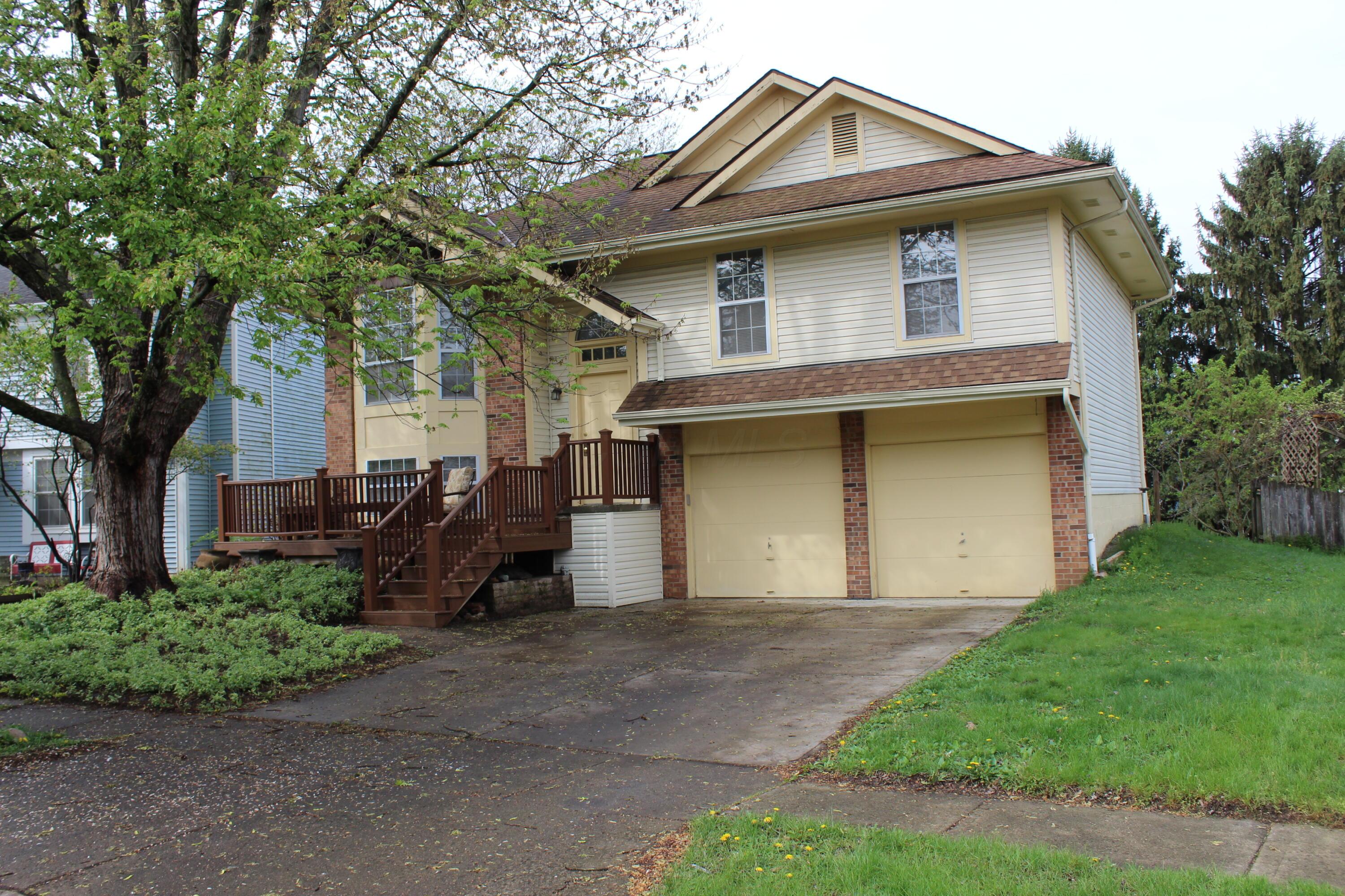 6091 Castlebar Lane Property Photo 1