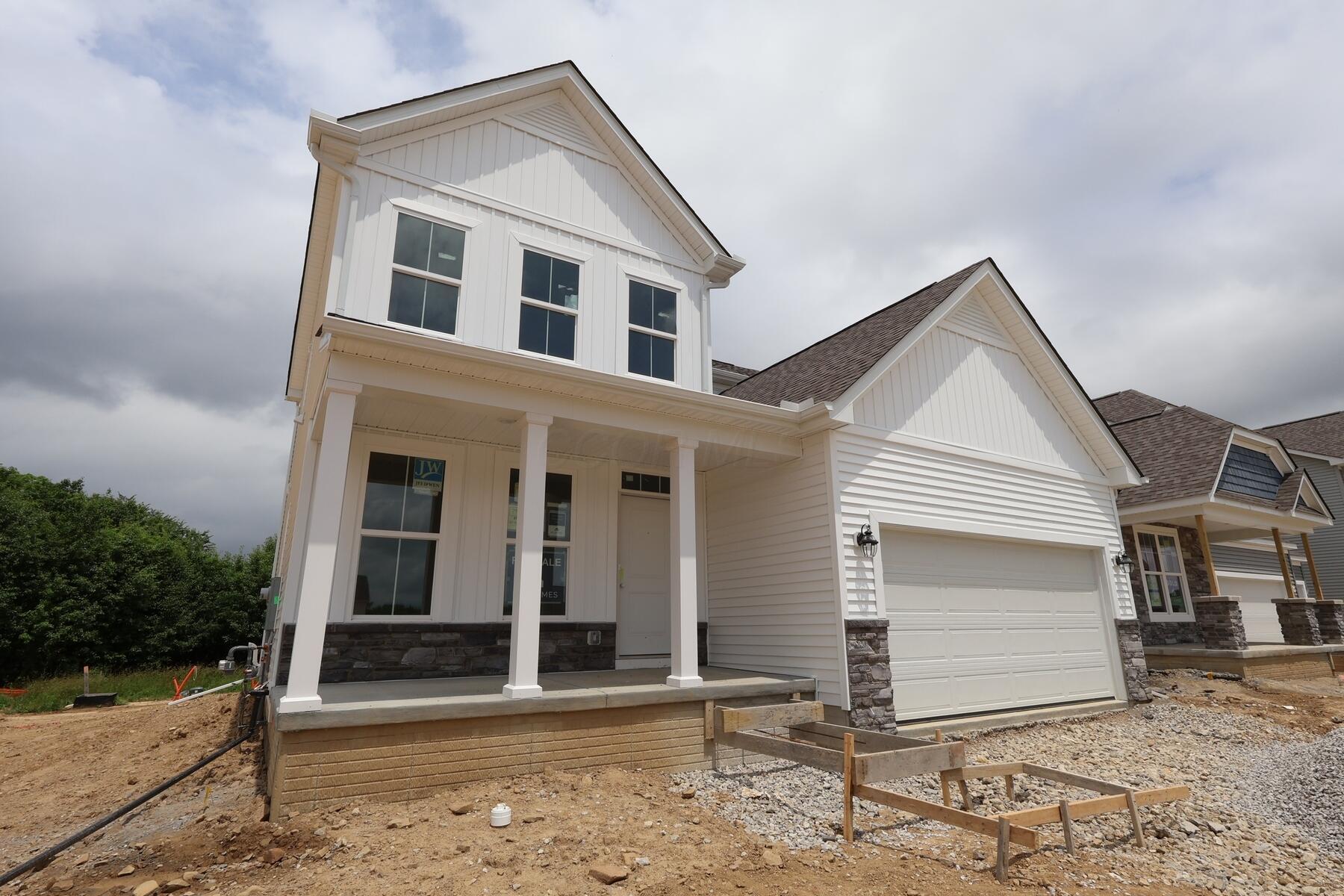 7928 Collins Drive Property Photo 1