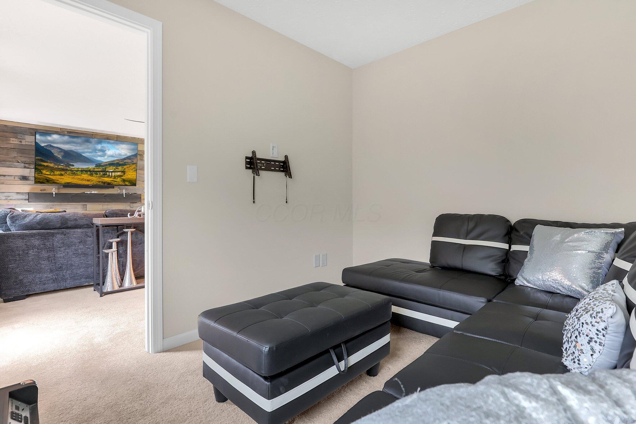 8573 Greengate Boulevard, 41 Property Photo 17