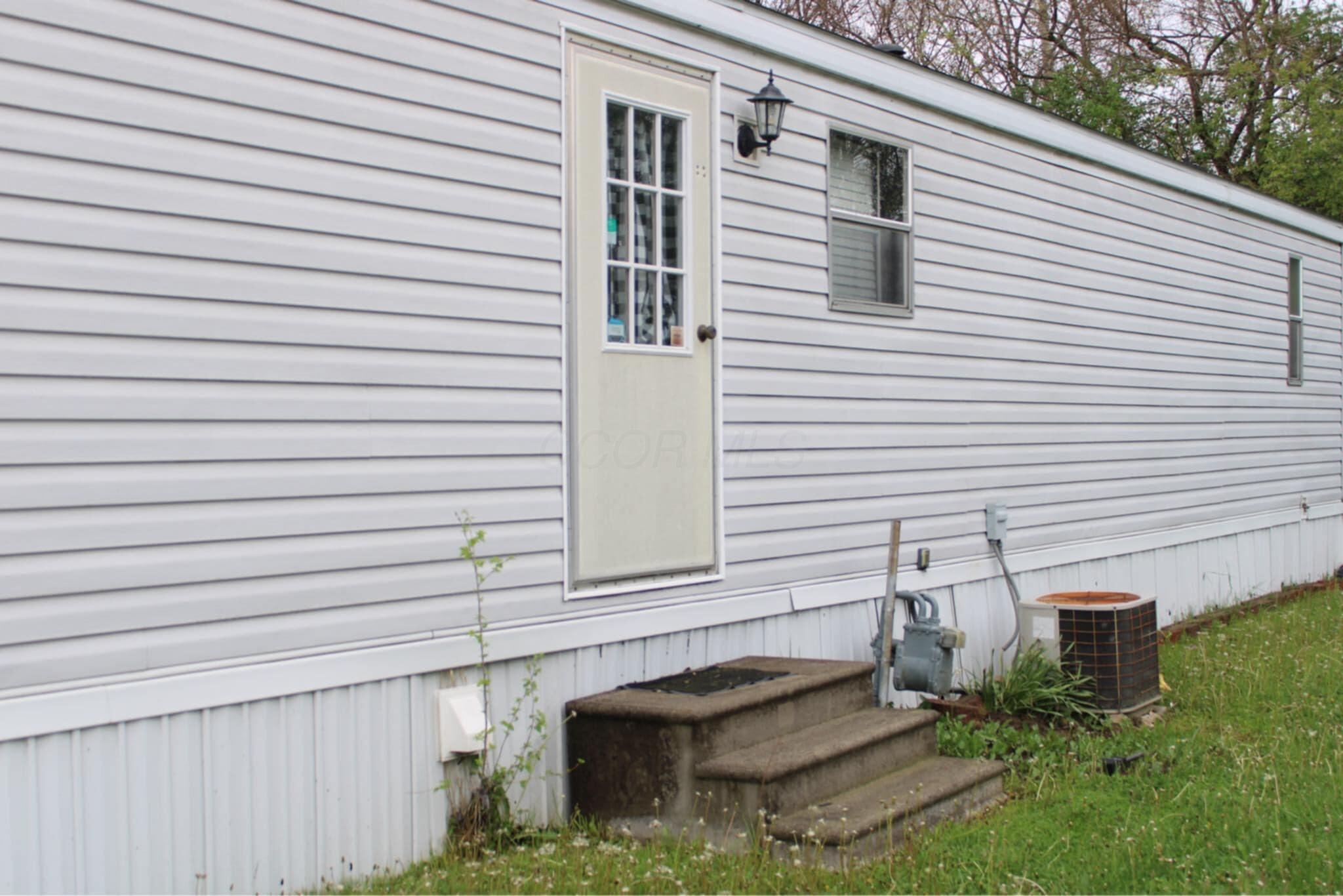300 Petersburg Road Property Photo 7