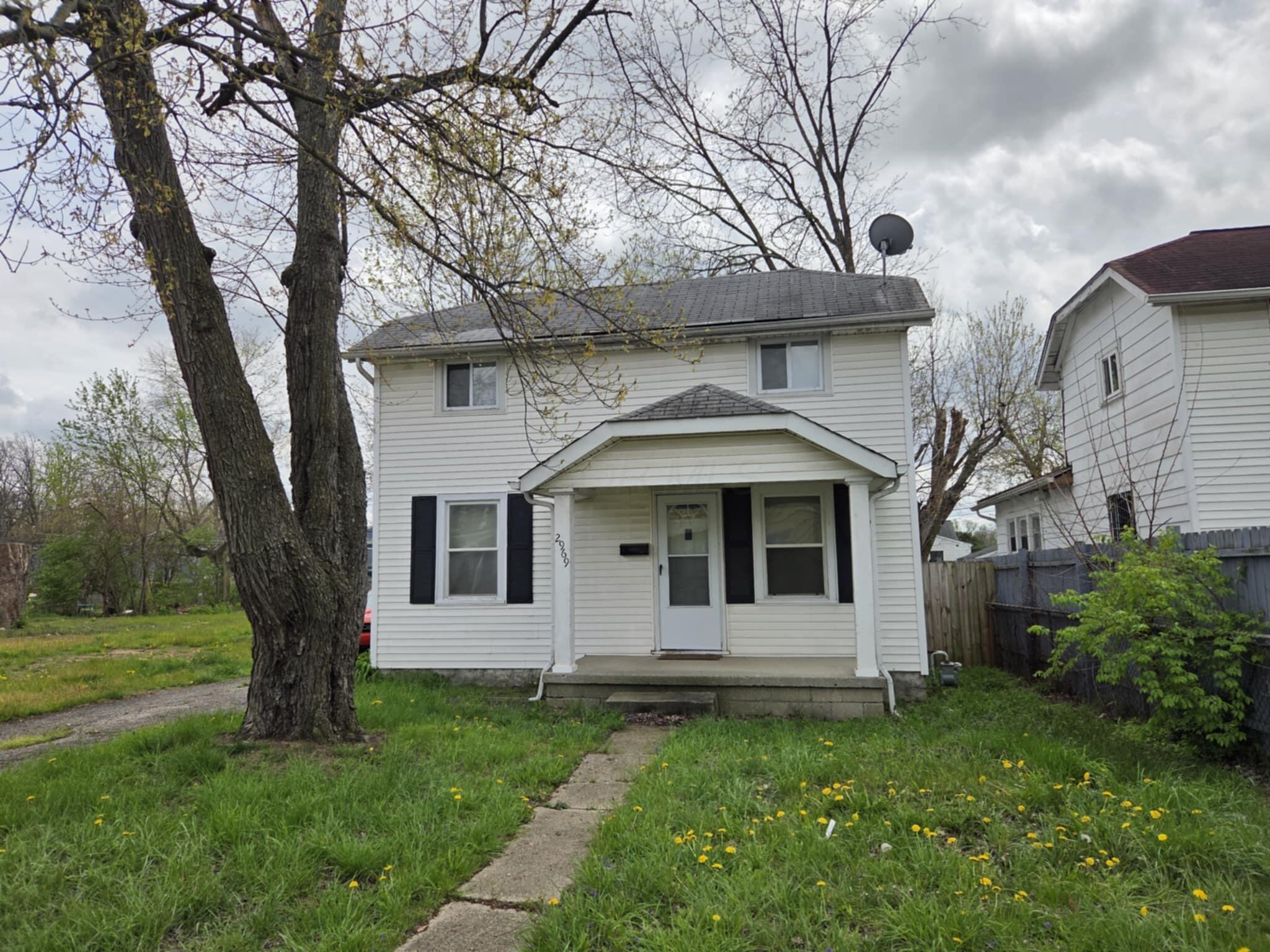 2969 E 11th Avenue Property Photo 1