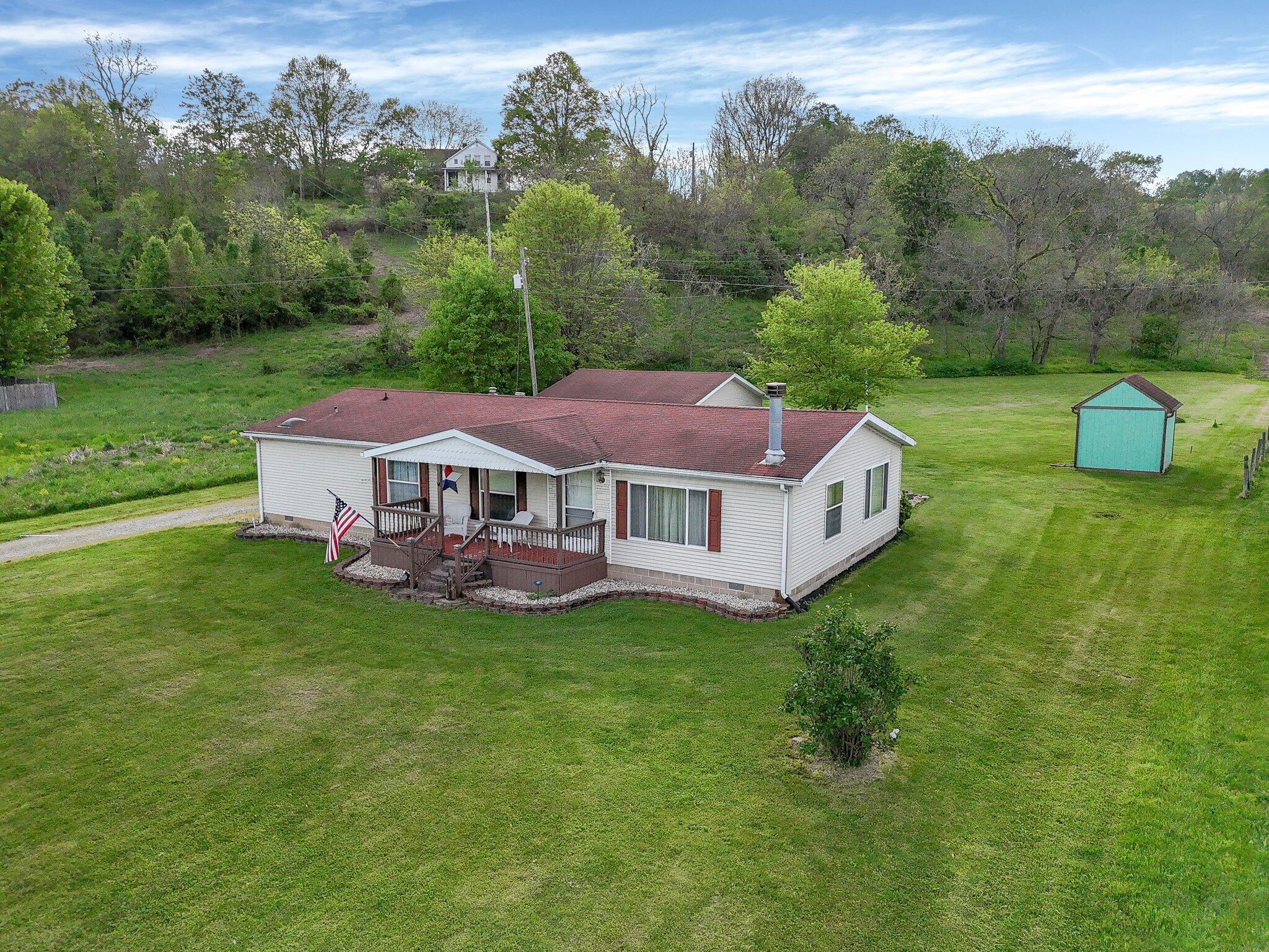 2115 Lunbeck Road Property Photo 1
