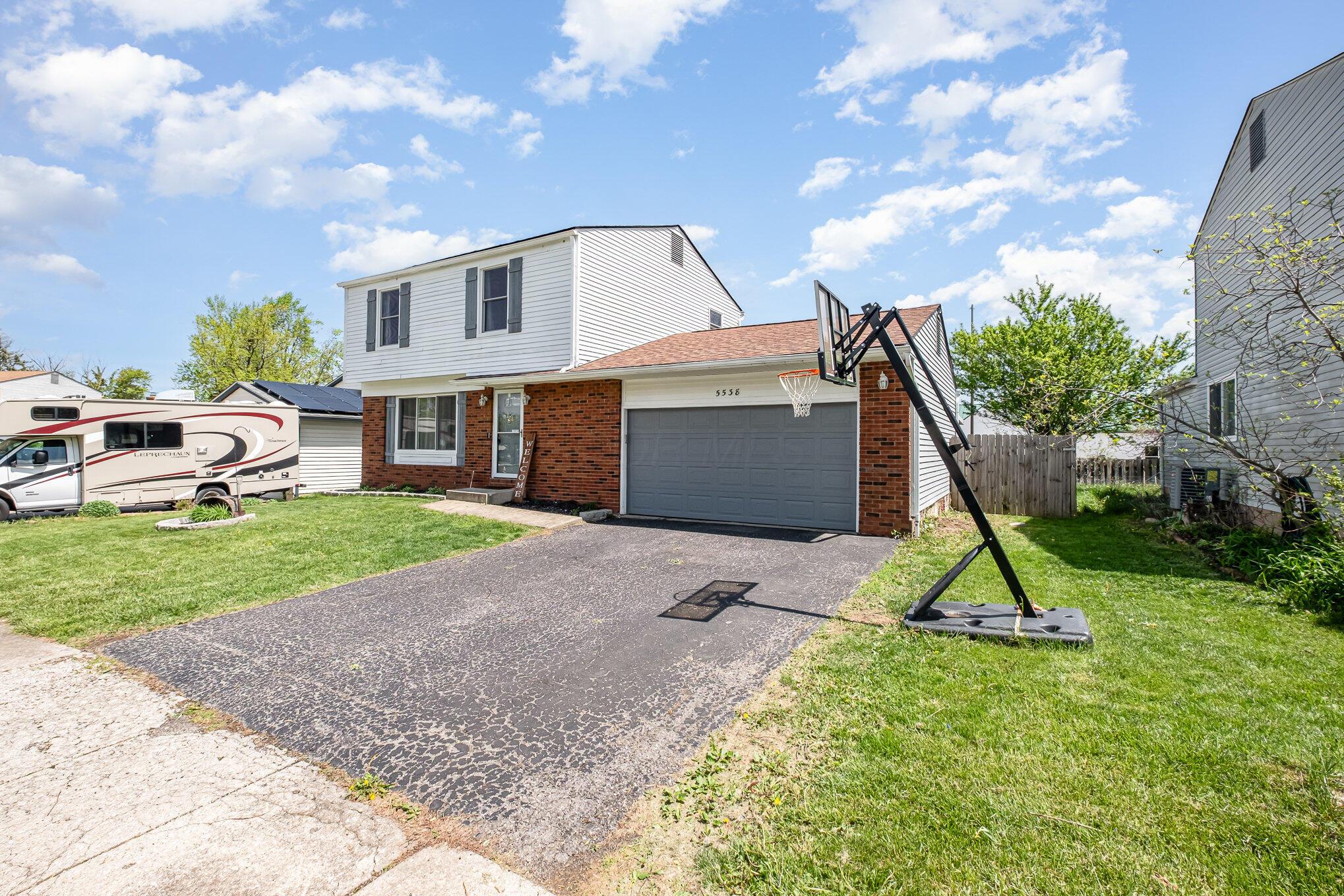 5538 Fescue Drive Property Photo 4