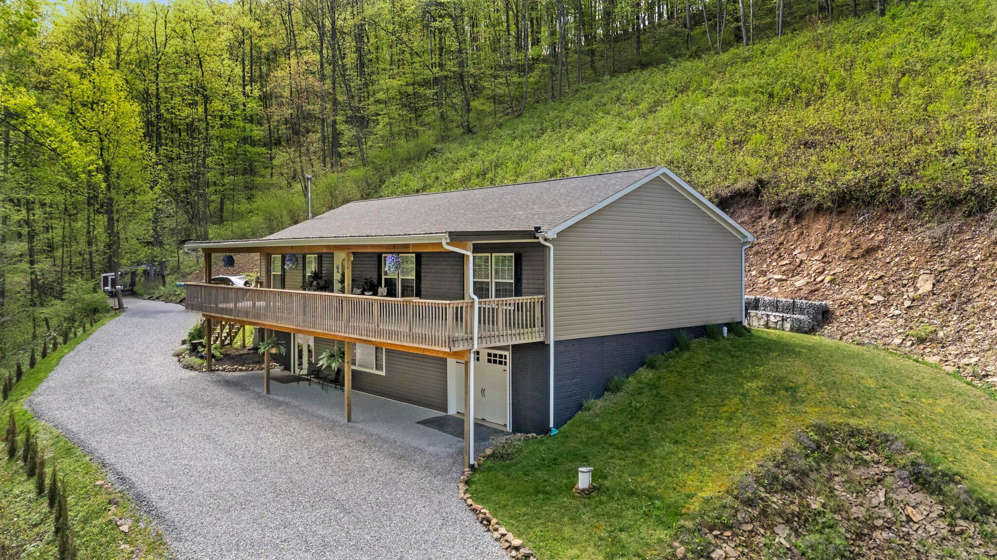 24796 E Fork Road Property Photo 1