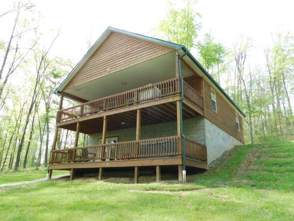 16716 Skinner Road Property Photo 1