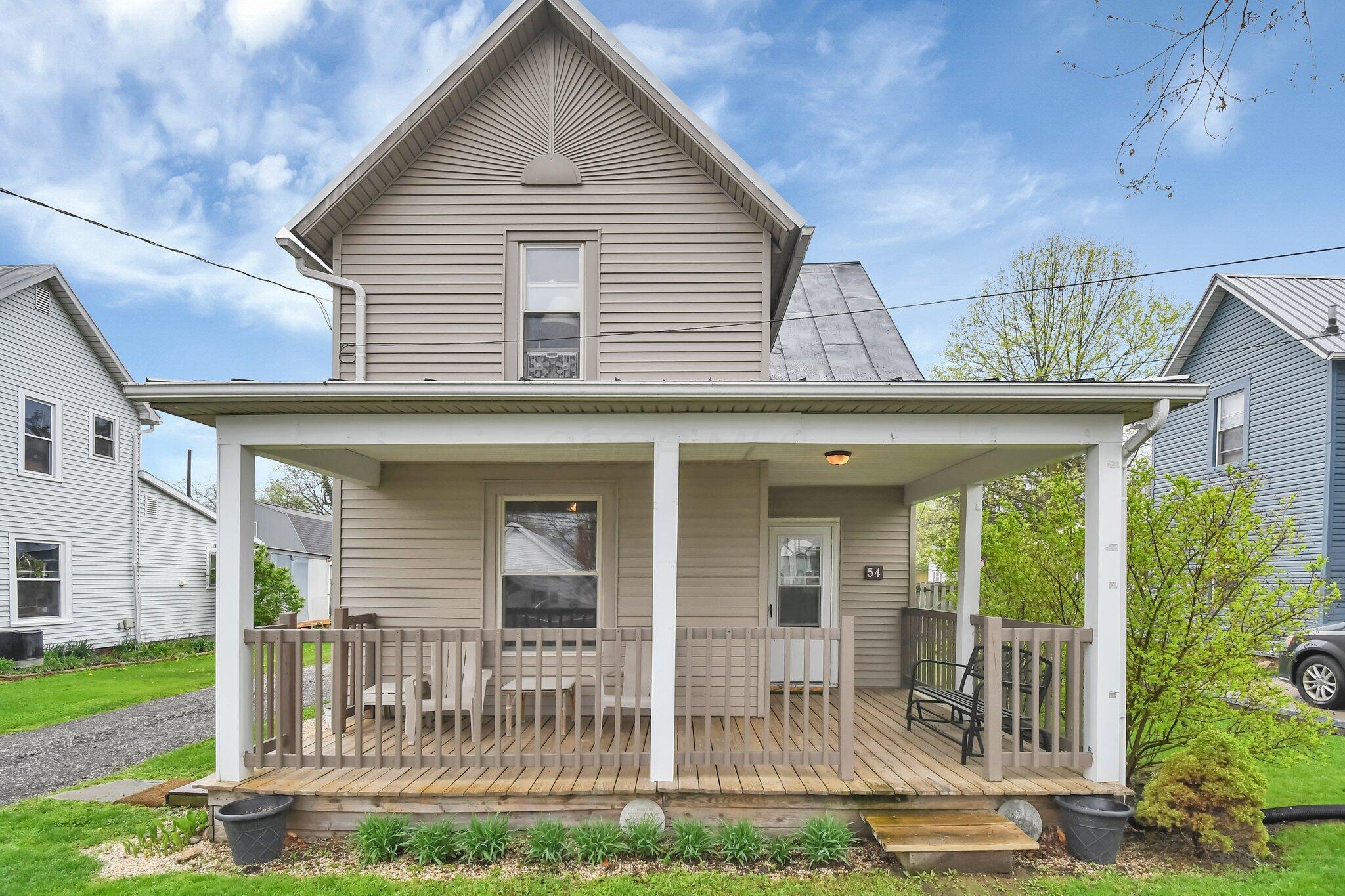 54 E Smiley Avenue Property Image