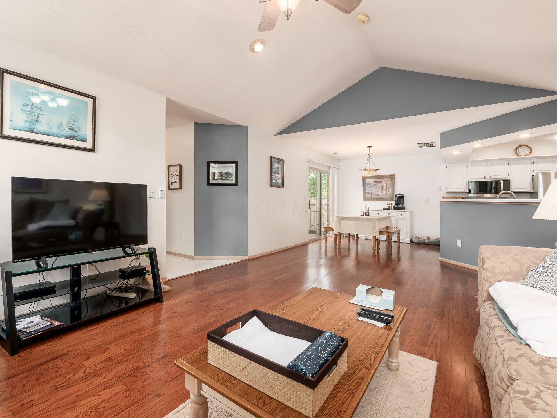 2645 Pine Marsh Drive Property Photo 8