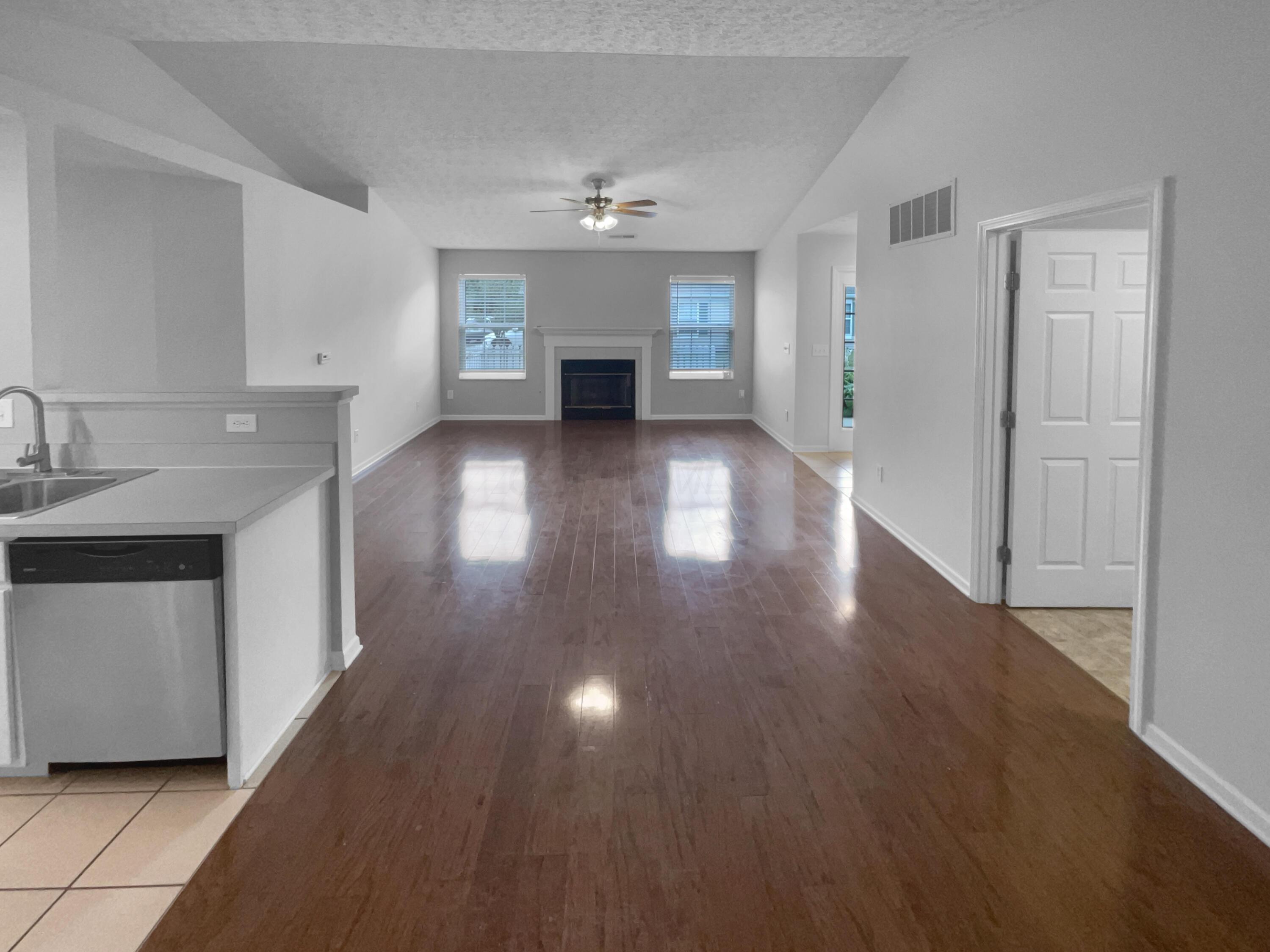 7873 Beamish Way, 12c Property Photo 3