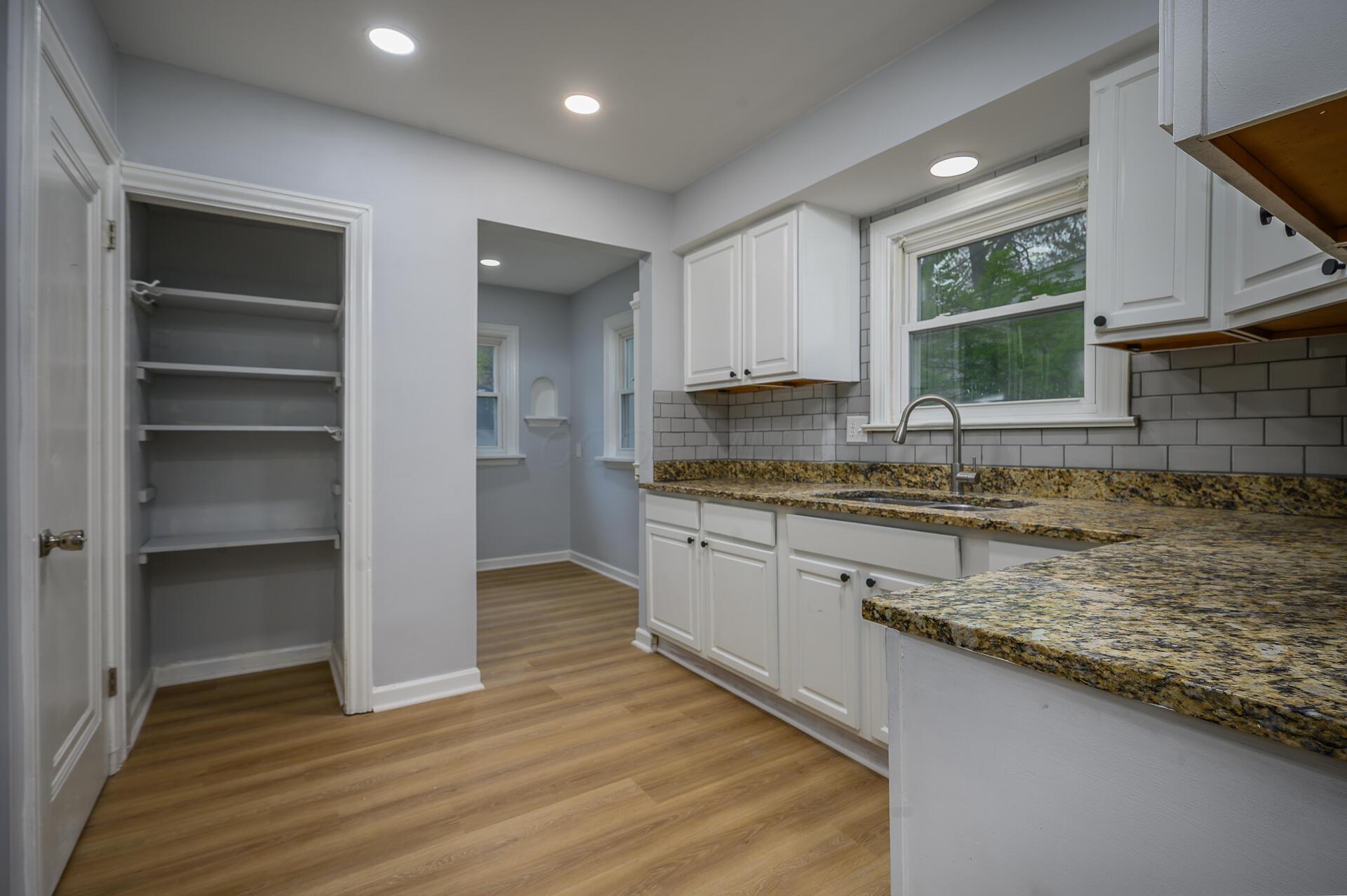 2513 Georgetown Avenue Property Photo 11
