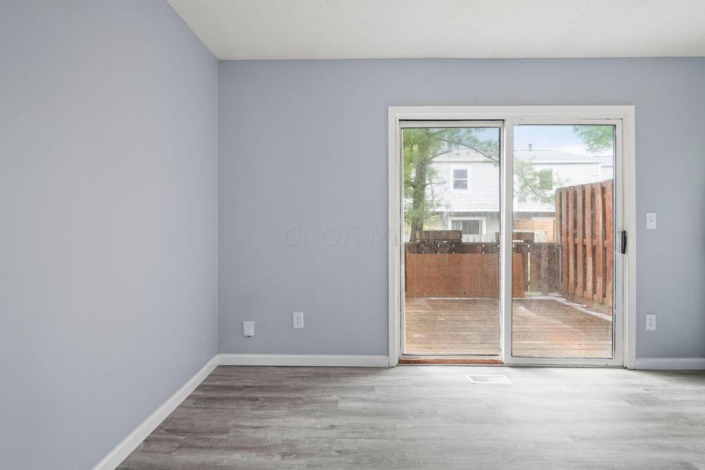 852 Pine Way Drive, E2 Property Photo 6