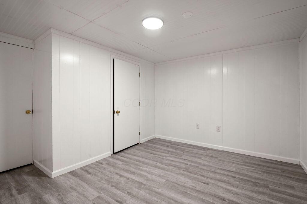 852 Pine Way Drive, E2 Property Photo 9