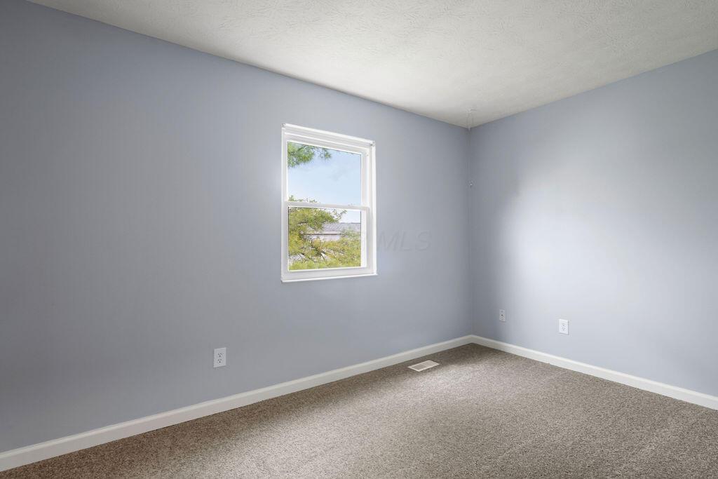 852 Pine Way Drive, E2 Property Photo 13