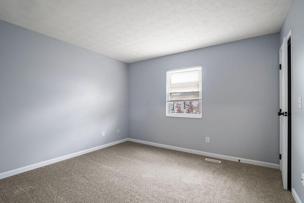 852 Pine Way Drive, E2 Property Photo 17