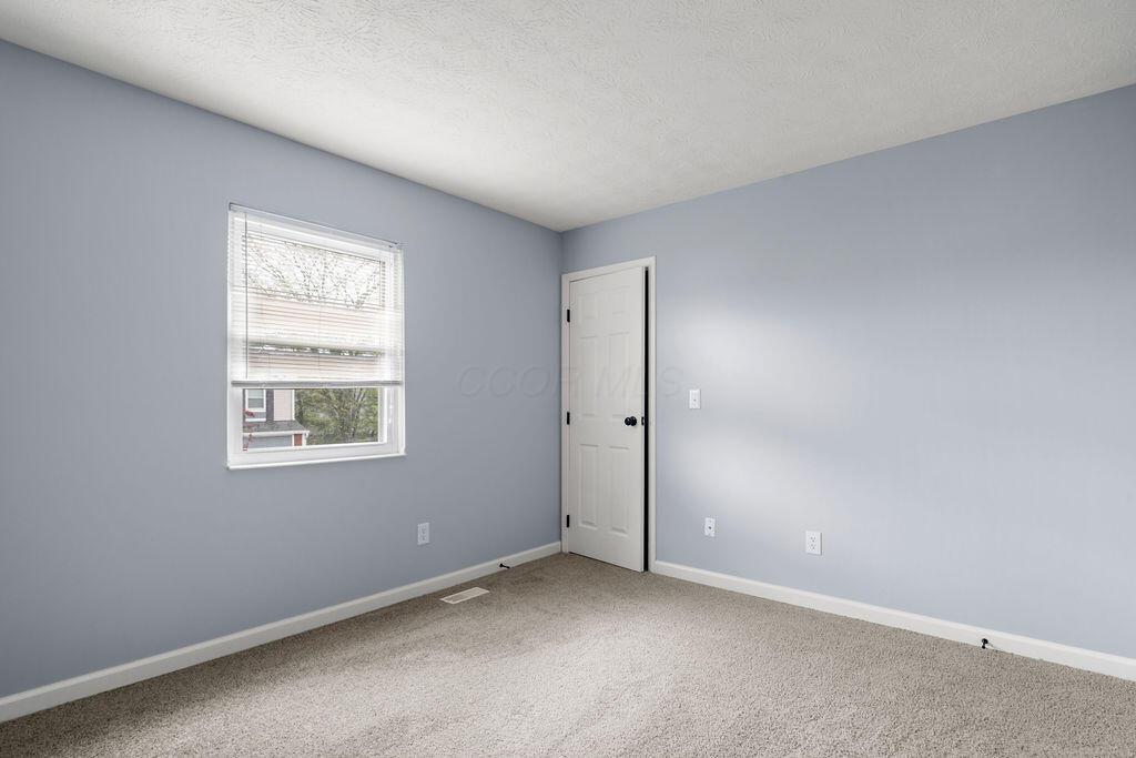 852 Pine Way Drive, E2 Property Photo 18