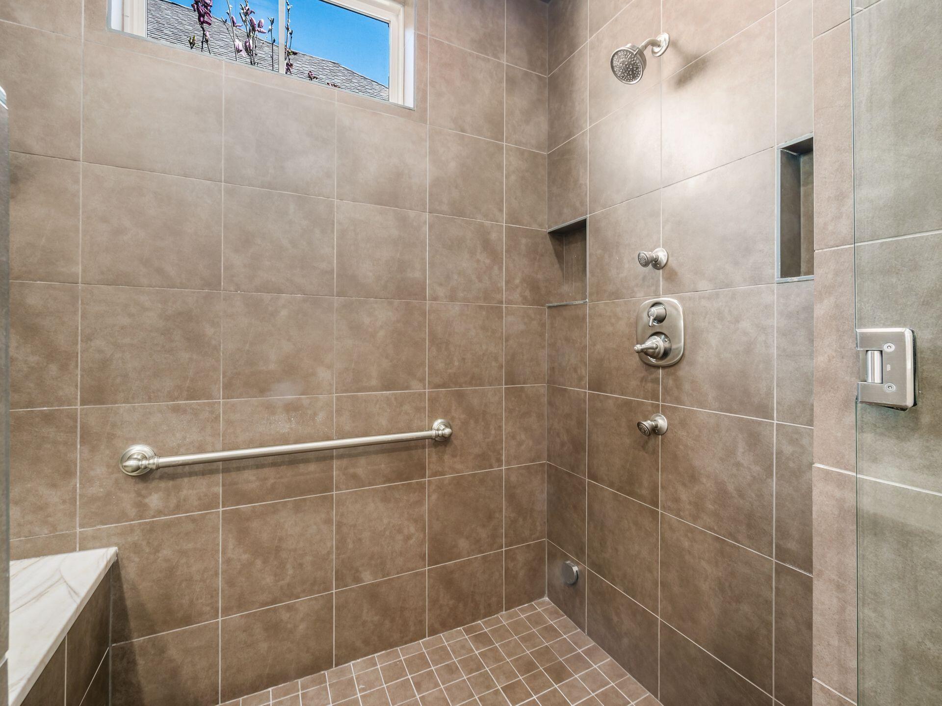 5872 Kingham Park Property Photo 23