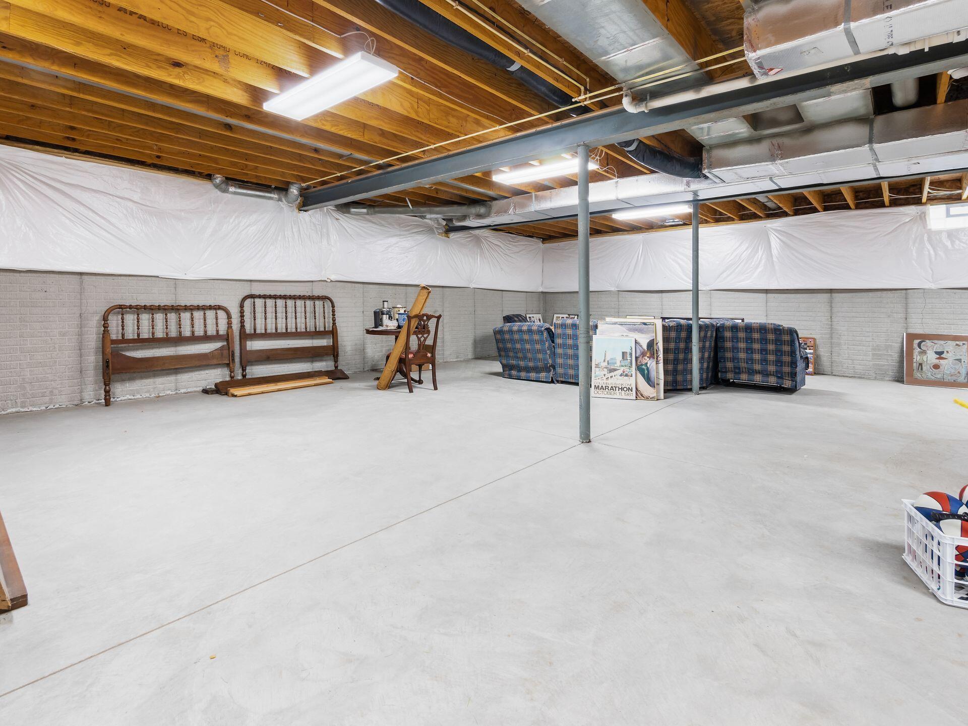 5872 Kingham Park Property Photo 32