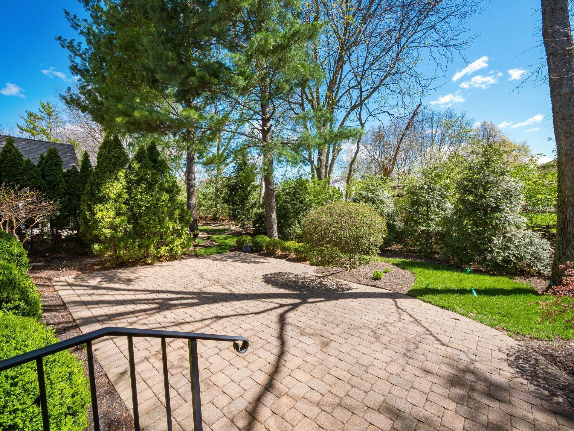 5872 Kingham Park Property Photo 33