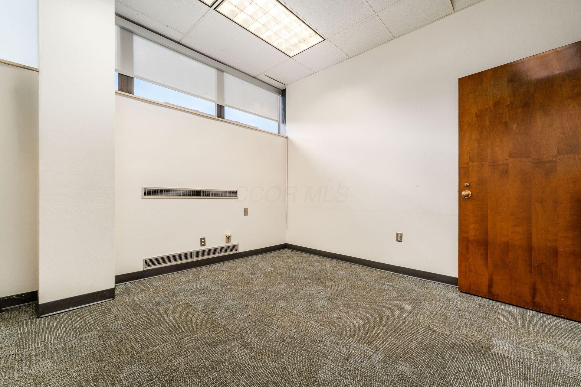 68 W Church Street, Entire 1st Floor Property Photo 19