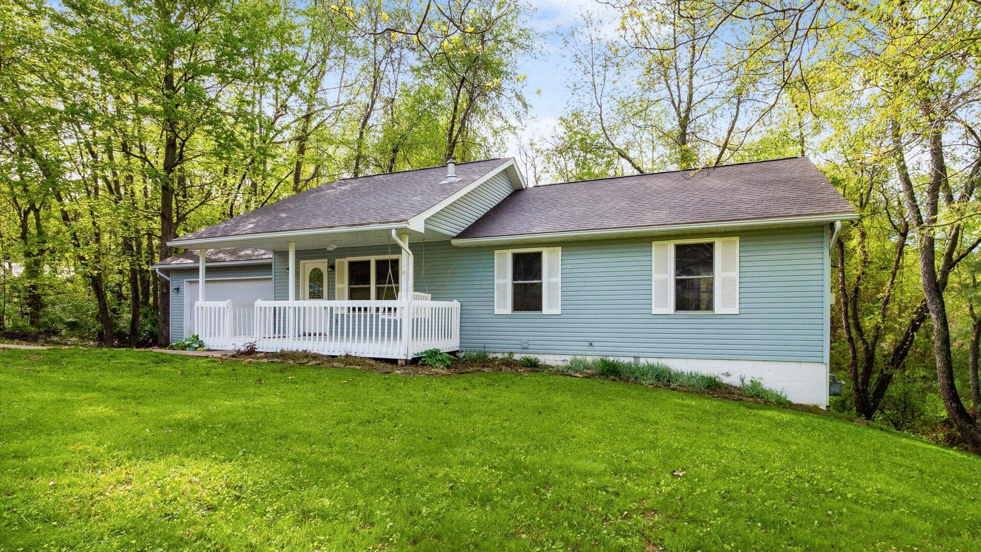 629 Mcintosh Drive Property Photo 2