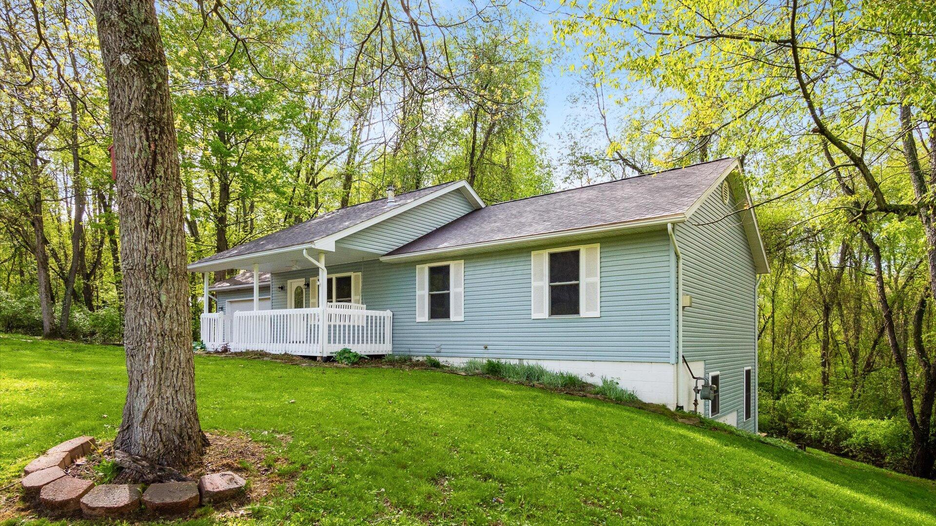 629 Mcintosh Drive Property Photo 3