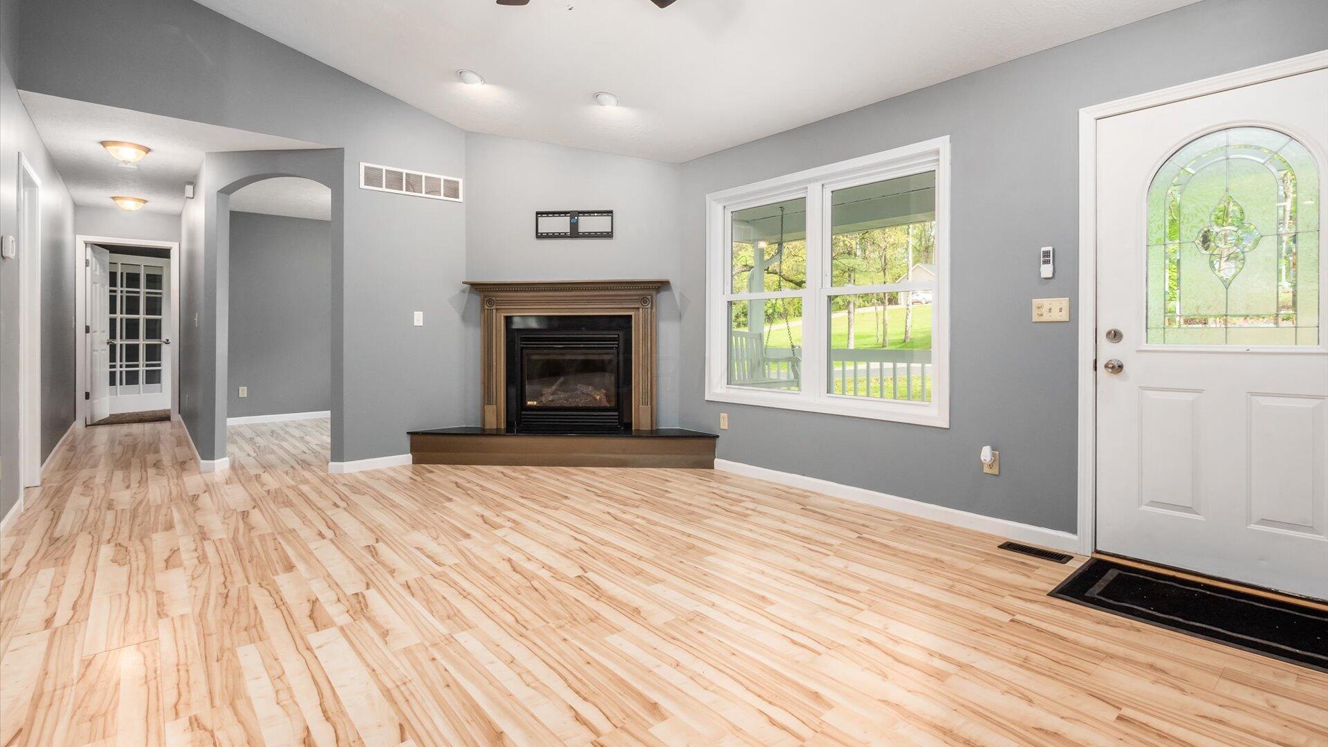 629 Mcintosh Drive Property Photo 8