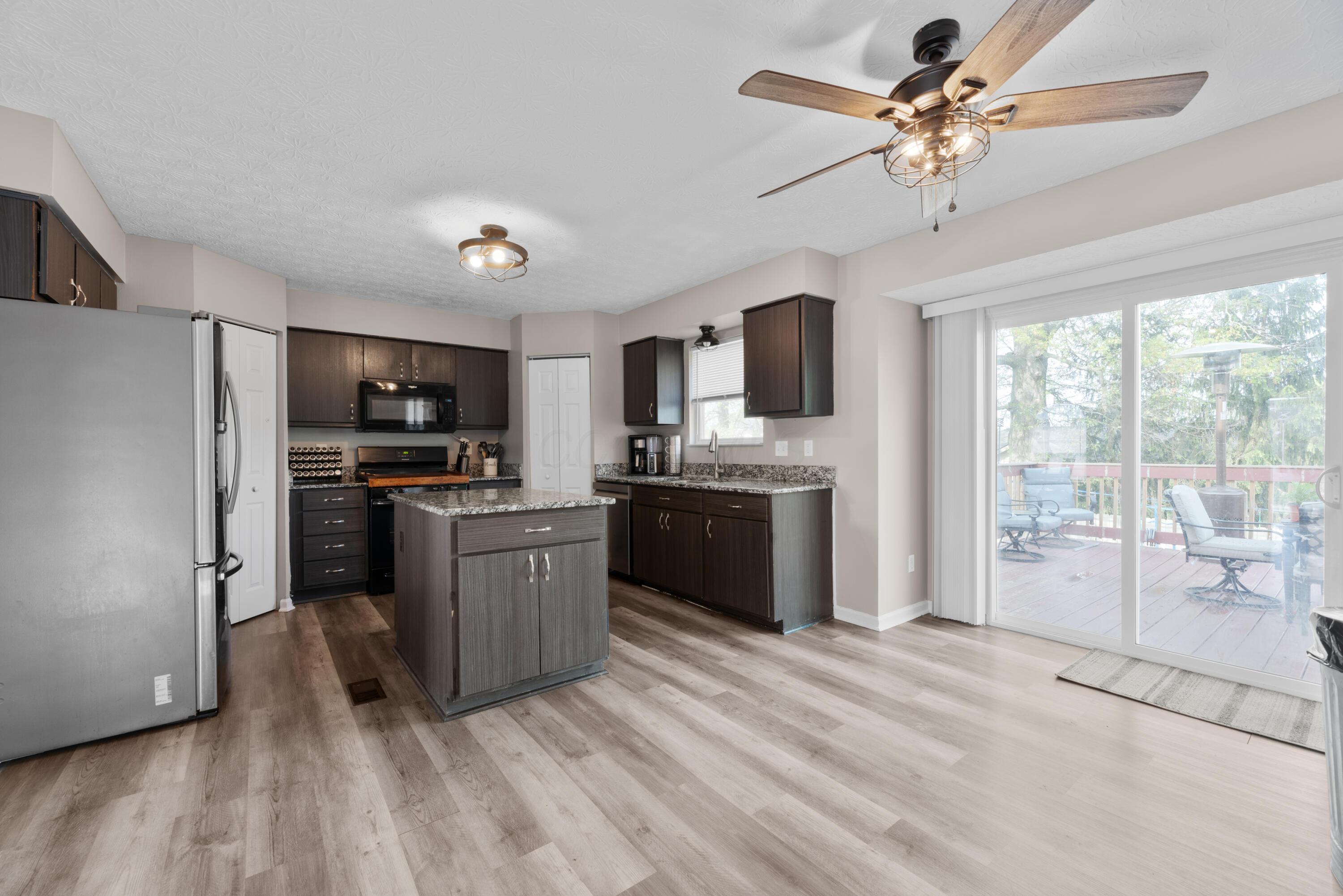 352 Evergreen Circle Property Photo 1