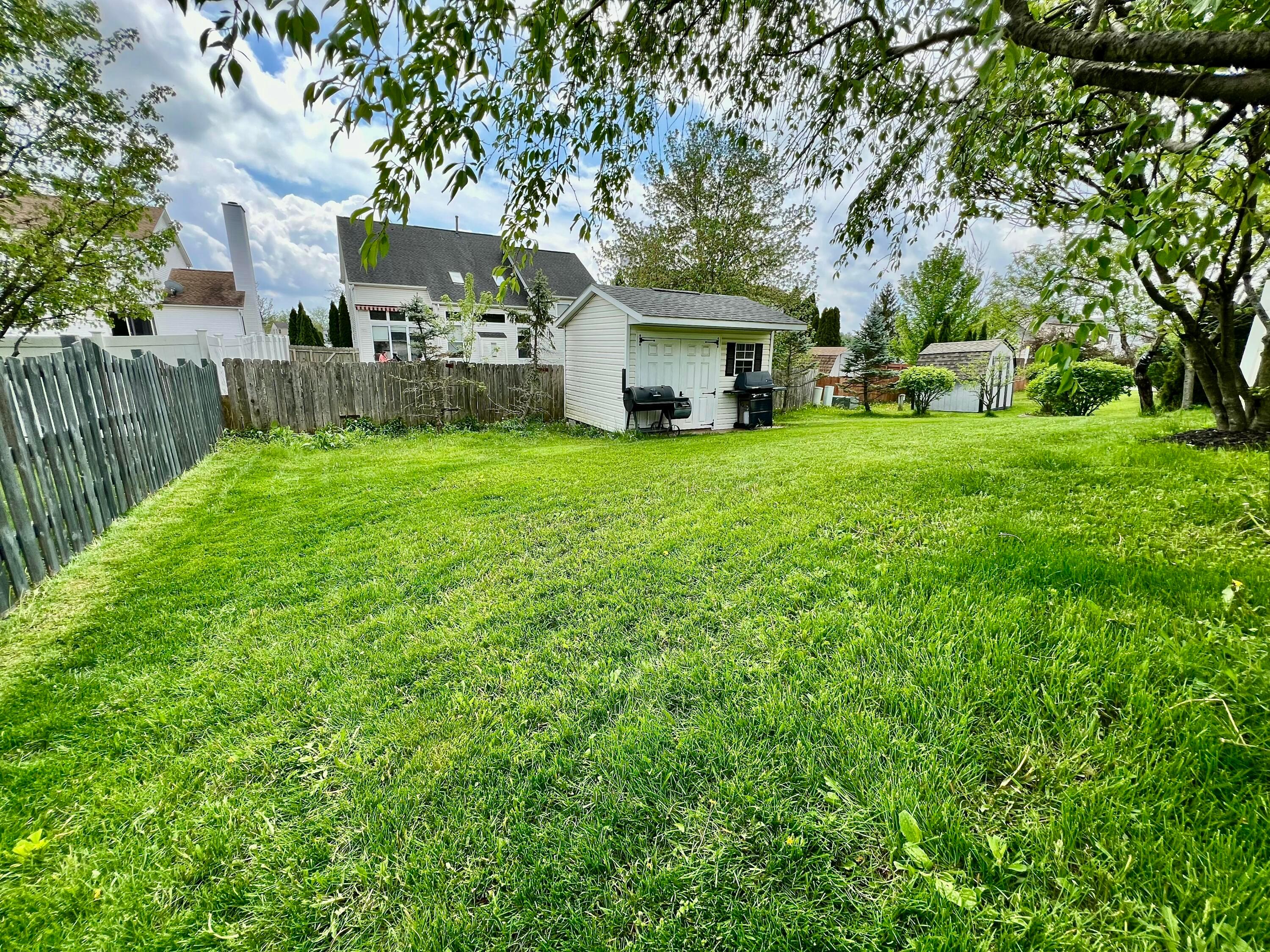 785 Lone Rise Drive E Property Photo 36