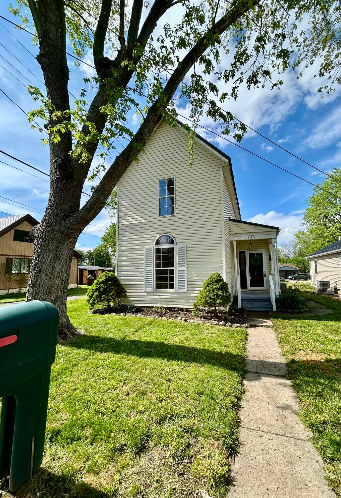 425 Evans Street Property Photo 2