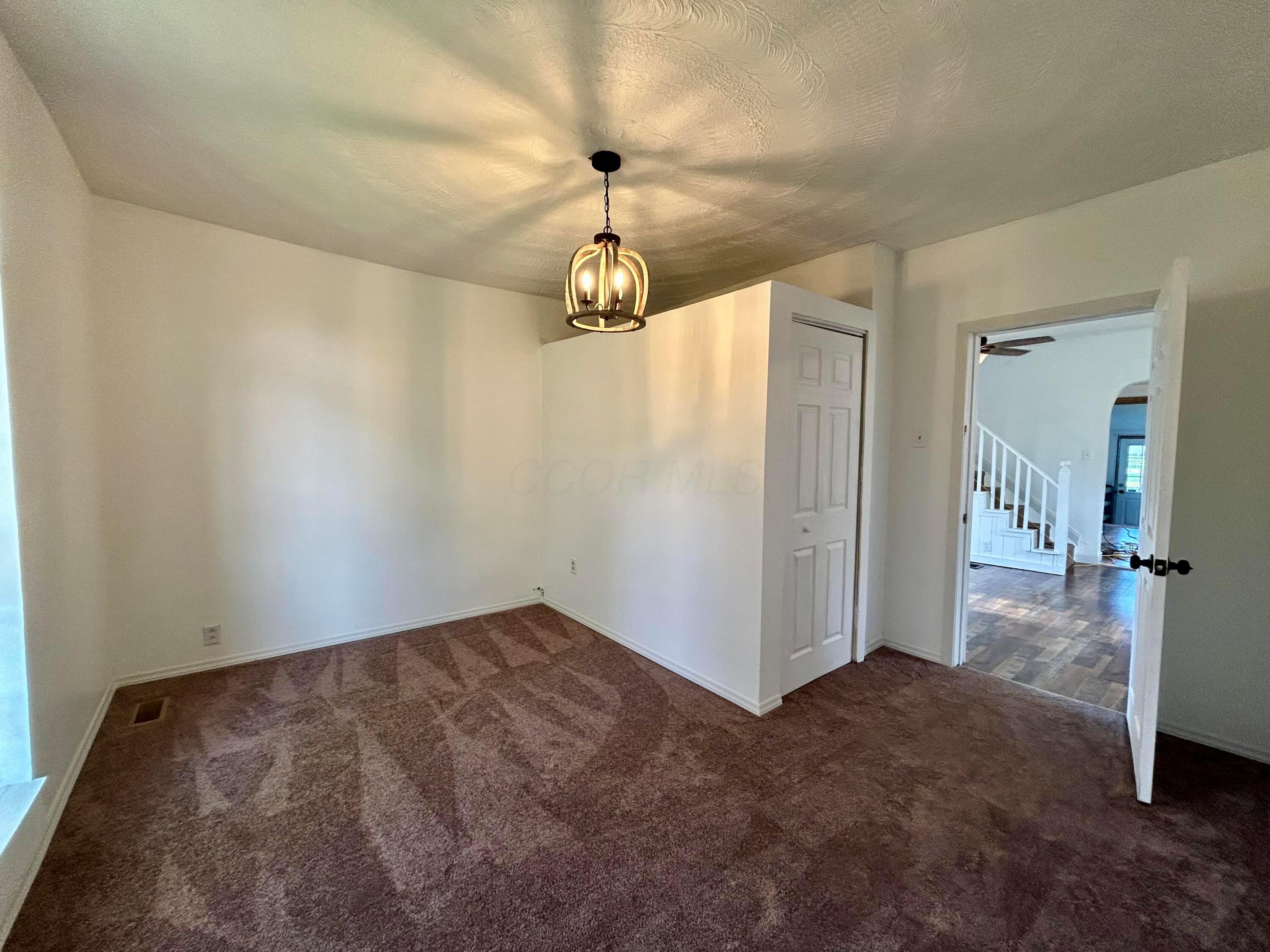 425 Evans Street Property Photo 14