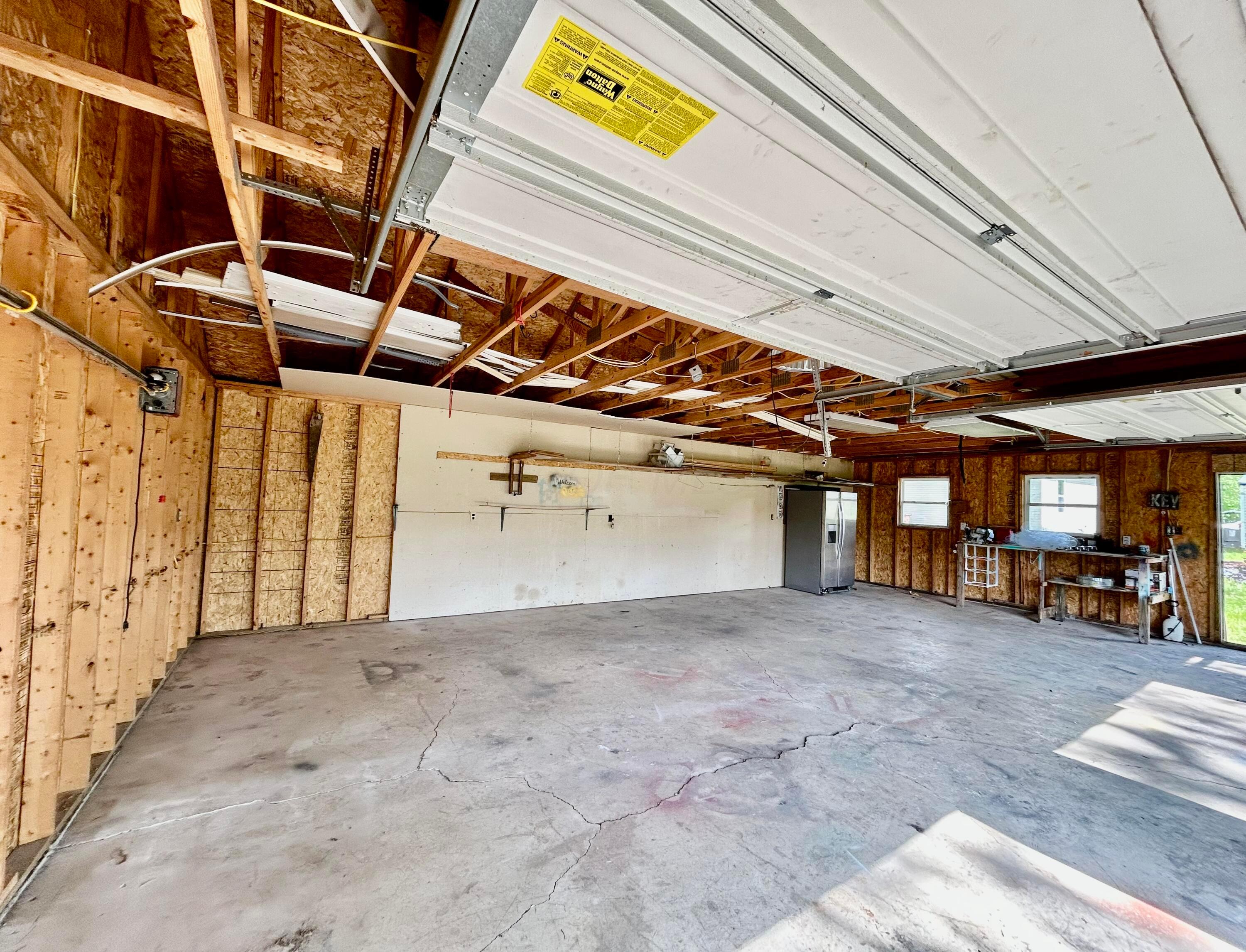 425 Evans Street Property Photo 18