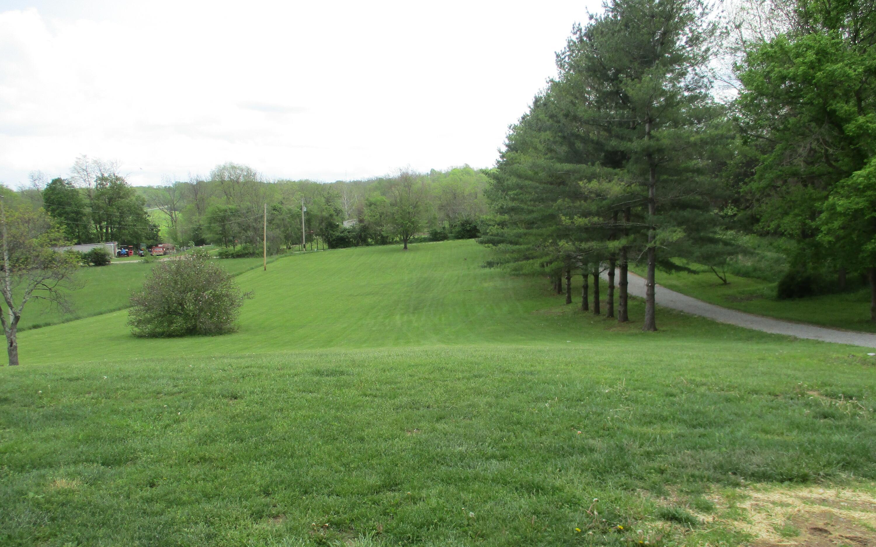 2215 Mcdonald Hill Road Property Photo 4