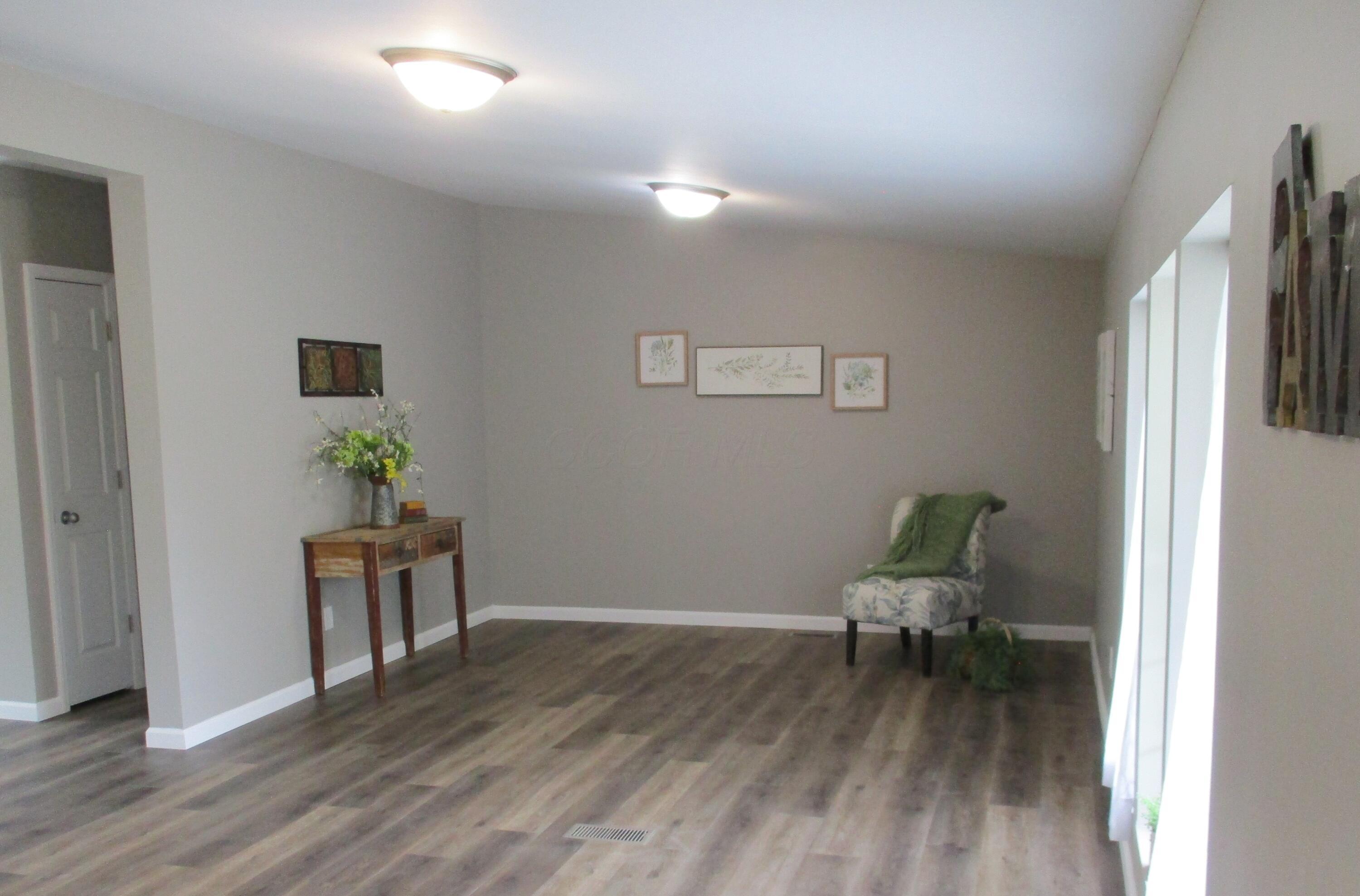 2215 Mcdonald Hill Road Property Photo 6