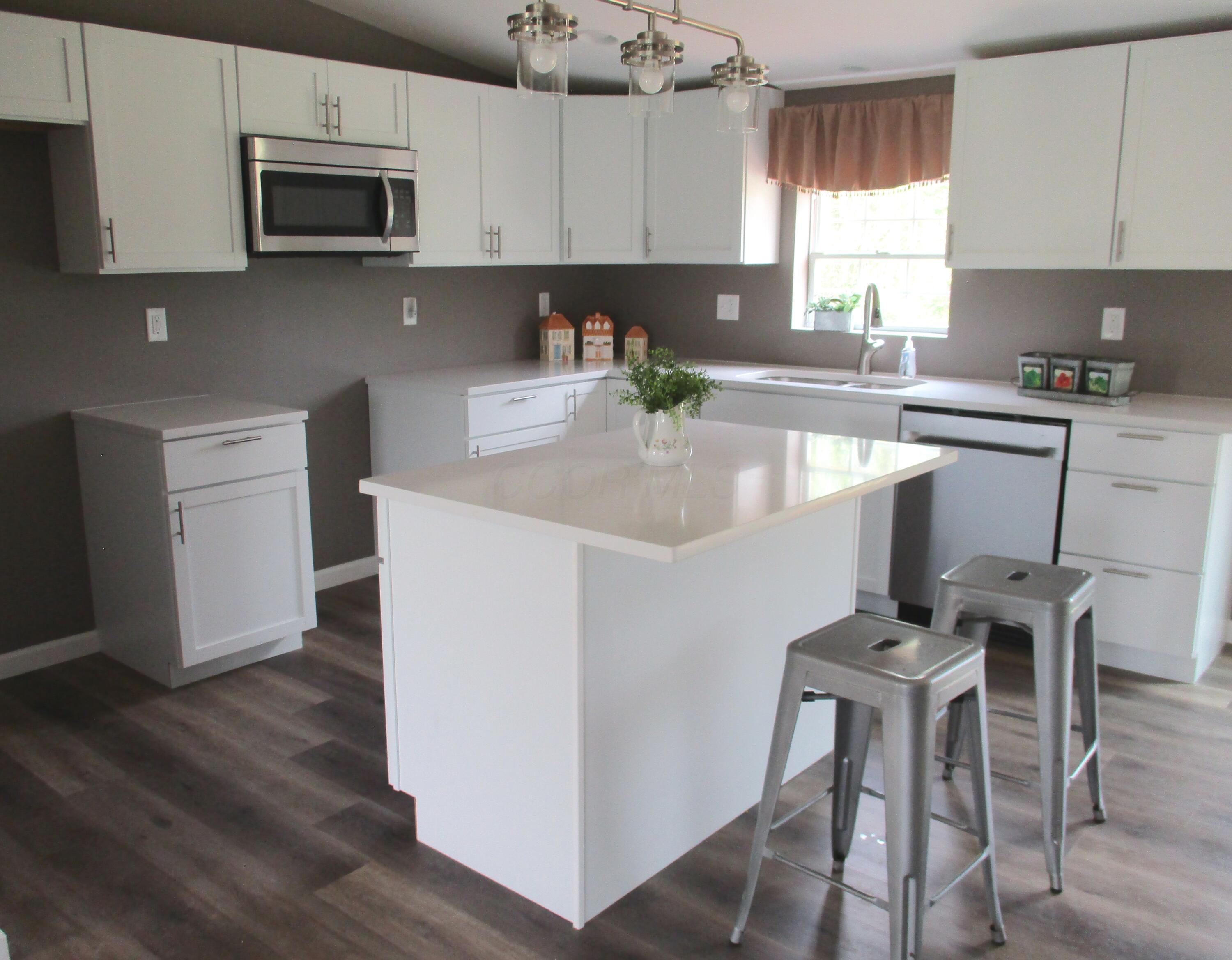 2215 Mcdonald Hill Road Property Photo 10