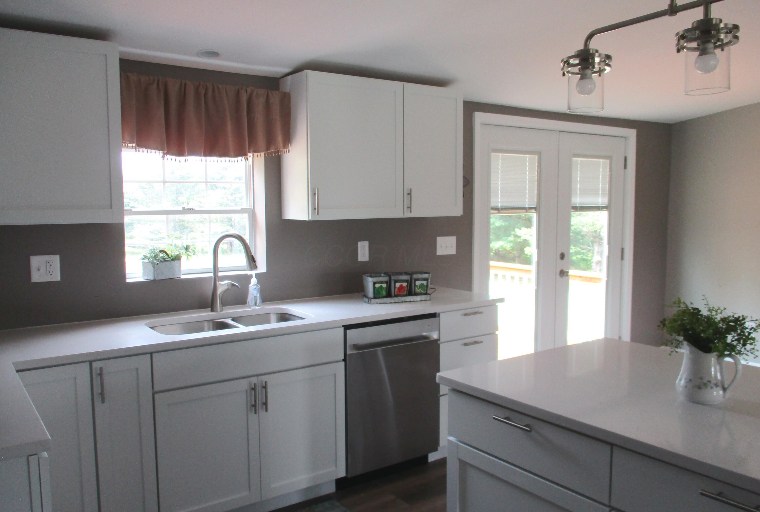2215 Mcdonald Hill Road Property Photo 11