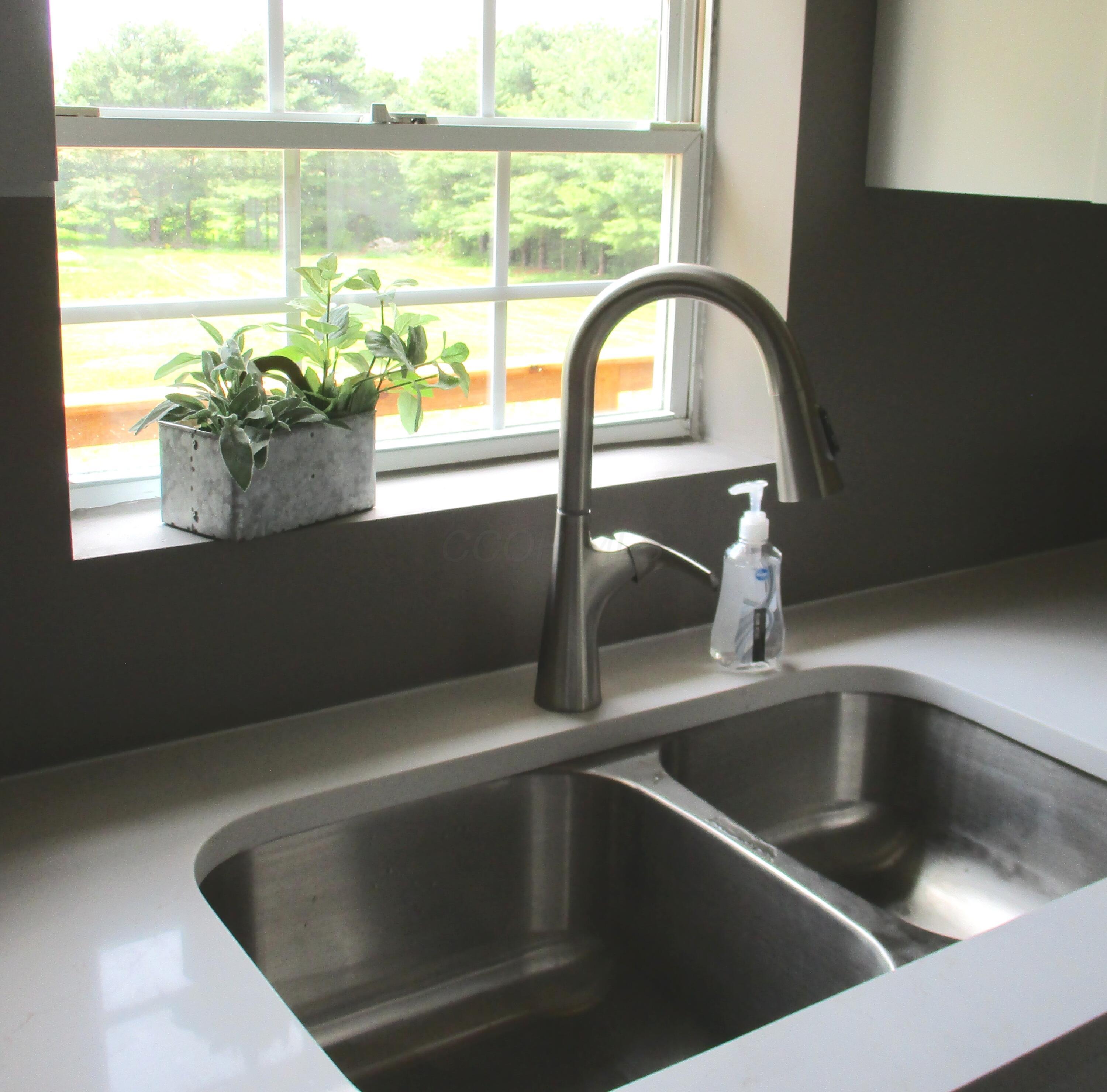 2215 Mcdonald Hill Road Property Photo 13