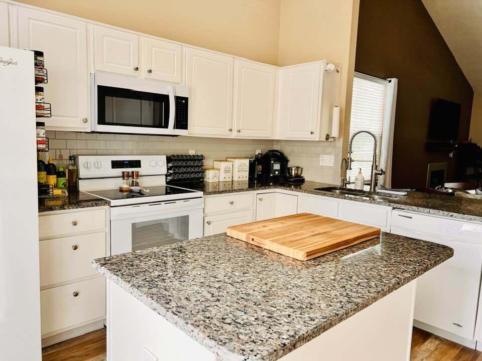 5492 Sentinel Falls Street Property Photo 17