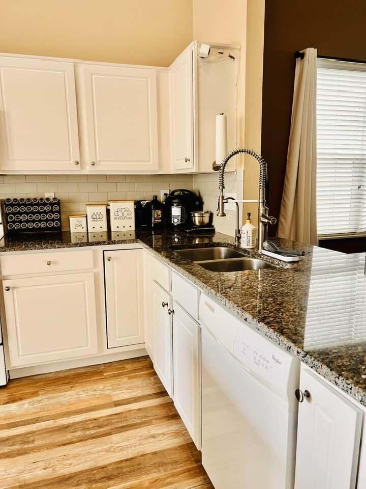 5492 Sentinel Falls Street Property Photo 18