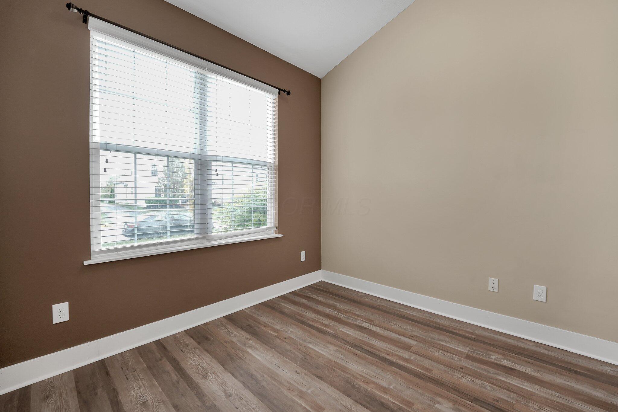 5492 Sentinel Falls Street Property Photo 21