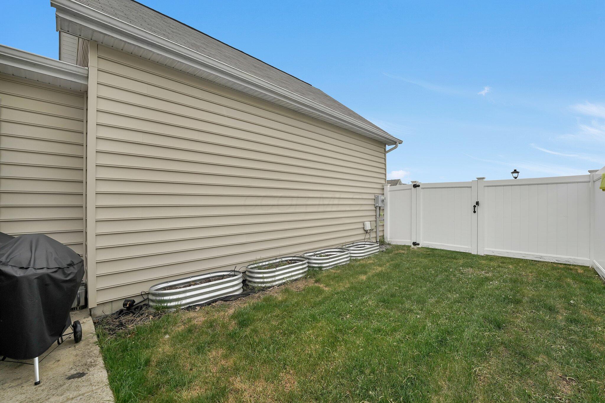 5492 Sentinel Falls Street Property Photo 28